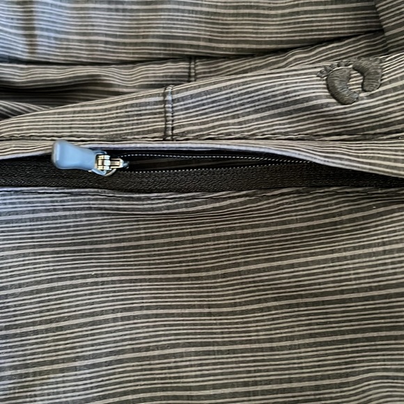 Hang Ten hybrid shorts. - Picture 10 of 10